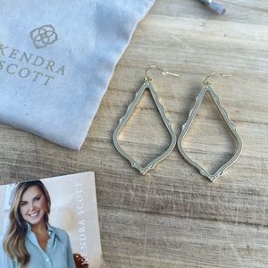Kendra Scott Sophee Earrings. Worn once.